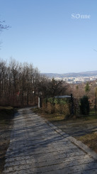 Pozemok s krásnym výhľadom na mesto na rekreačné účely