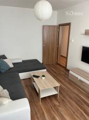 Na predaj priestranný, slnečný a moderne zrekonštruovaný 3 izb. byt - Košice, Nad jazerom