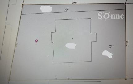 Rodinný dom na peknom slnečnom rovinatom pozemku - Mokrance