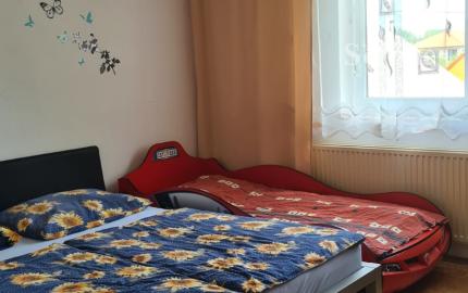 Rodinný dom s možnosťou využitia aj ako dvojgeneračný spolu so samostatnou stavbou - Mokrance