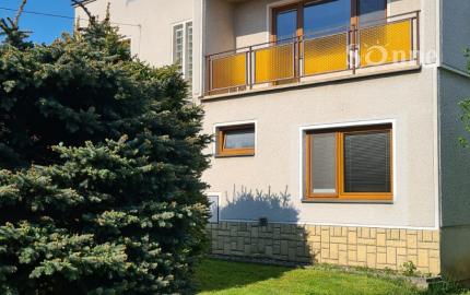 Rodinný dom s možnosťou využitia aj ako dvojgeneračný spolu so samostatnou stavbou - Mokrance