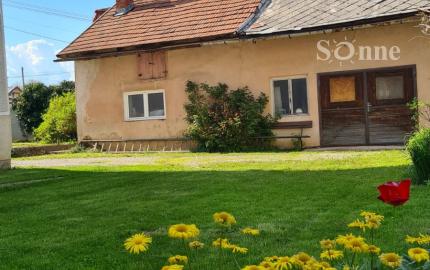 Rodinný dom s možnosťou využitia aj ako dvojgeneračný spolu so samostatnou stavbou - Mokrance