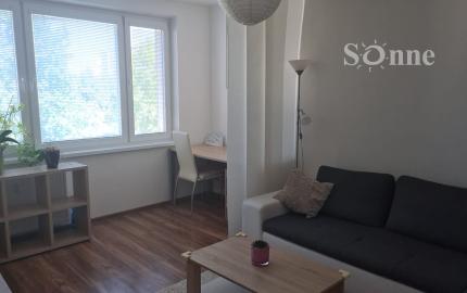 Na predaj priestranný, slnečný a moderne zrekonštruovaný 3 izb. byt - Košice, Nad jazerom