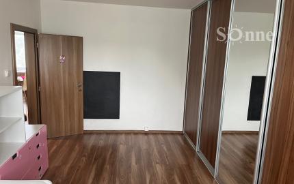 Na predaj priestranný, slnečný a moderne zrekonštruovaný 3 izb. byt - Košice, Nad jazerom