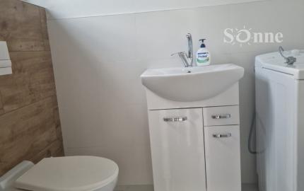 Skolaudovaný a zariadený záhradný dom v Moldave nad Bodvou.