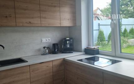 Skolaudovaný a zariadený záhradný dom v Moldave nad Bodvou.