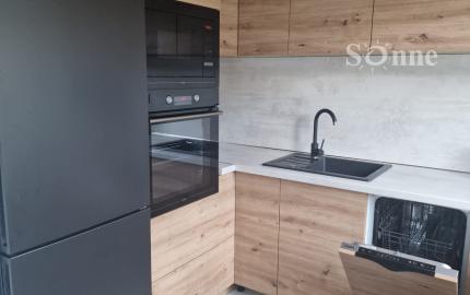 Skolaudovaný a zariadený záhradný dom v Moldave nad Bodvou.