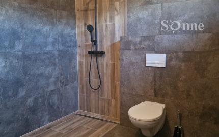 Skolaudovaný a zariadený záhradný dom v Moldave nad Bodvou.