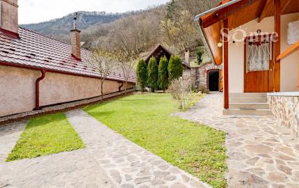 Vidiecky rodinný dom Háj