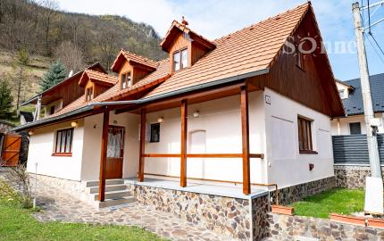 Vidiecky rodinný dom Háj