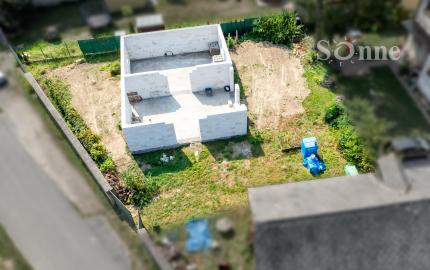 Rozostavaný rodinný dom - Mokrance