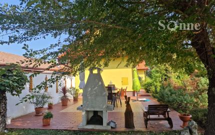 Rodinný dom - Bačkov