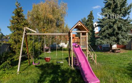 Vidiecky dom s pozemkom so samostatným prístupom- Budulov