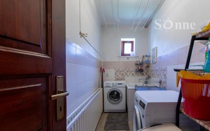 Vidiecky dom s pozemkom so samostatným prístupom- Budulov