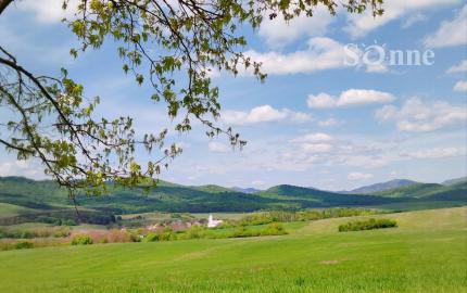 Vidiecky rodinný dom v Debradi