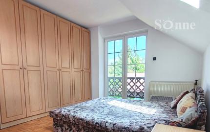 Vidiecky rodinný dom v Debradi