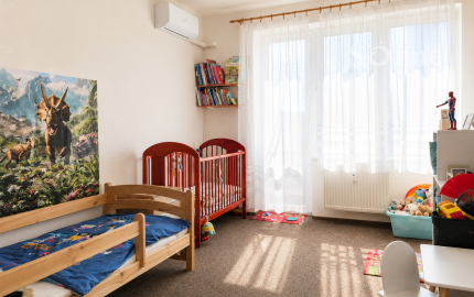 Zrekonštruovaný 3-izbový byt s balkónom v Moldave nad Bodvou