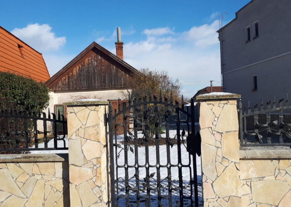 Rodinný dom - Mokrance