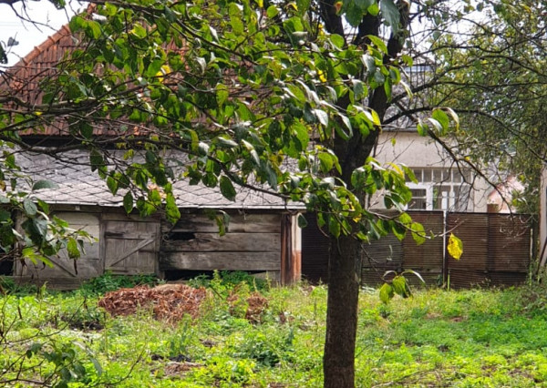 Stavebný pozemok - Veľké Slemence