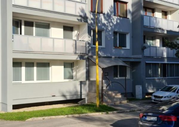 Predám 3 iz. byt- Košice, Uherova