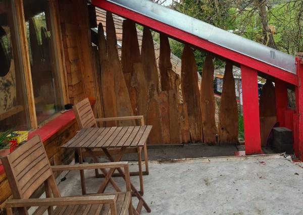 Netradičný vidiecky rodinný dom- Drienovec - R E Z E R V O V A N É