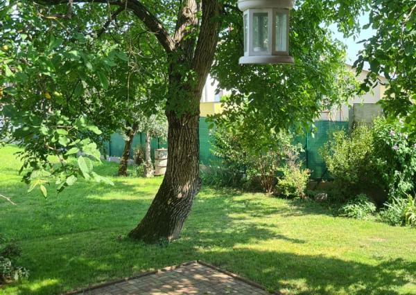 Rodinný dom s možnosťou využitia aj ako dvojgeneračný spolu so samostatnou stavbou - Mokrance