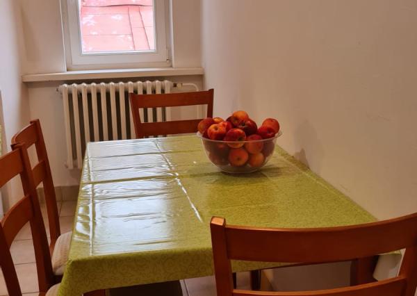 Prenájom 2 iz.bytu - Košice, Hlavná