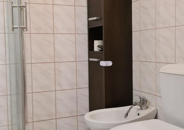 Prenájom 2 iz.bytu - Košice, Hlavná