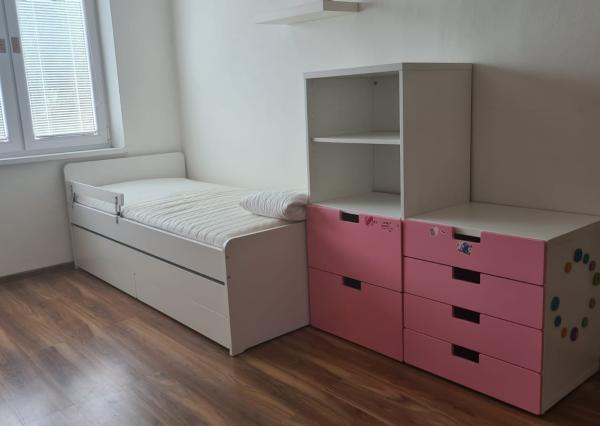 Na predaj priestranný, slnečný a moderne zrekonštruovaný 3 izb. byt - Košice, Nad jazerom