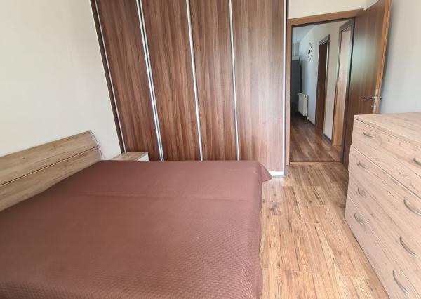 Na predaj priestranný, slnečný a moderne zrekonštruovaný 3 izb. byt - Košice, Nad jazerom