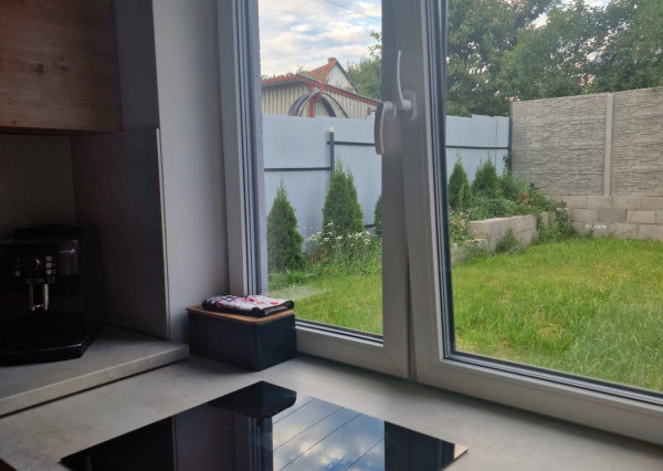 Skolaudovaný a zariadený záhradný dom v Moldave nad Bodvou.