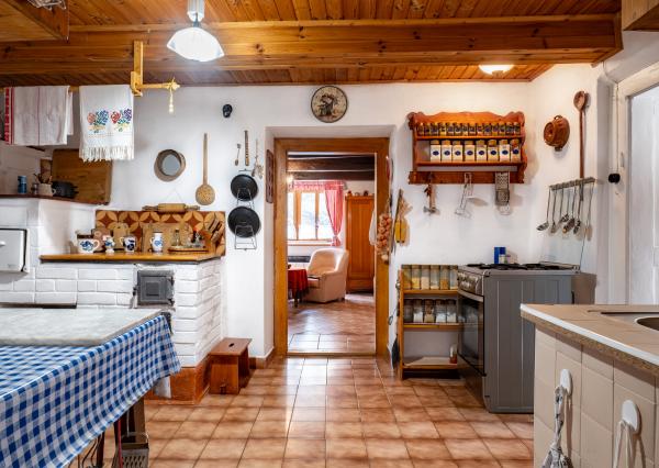 Vidiecky rodinný dom Háj