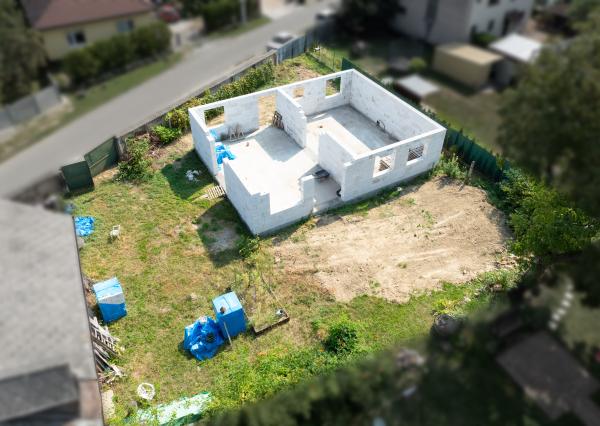 Rozostavaný rodinný dom - Mokrance