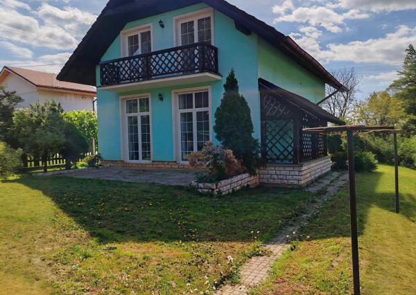 Vidiecky rodinný dom v Debradi