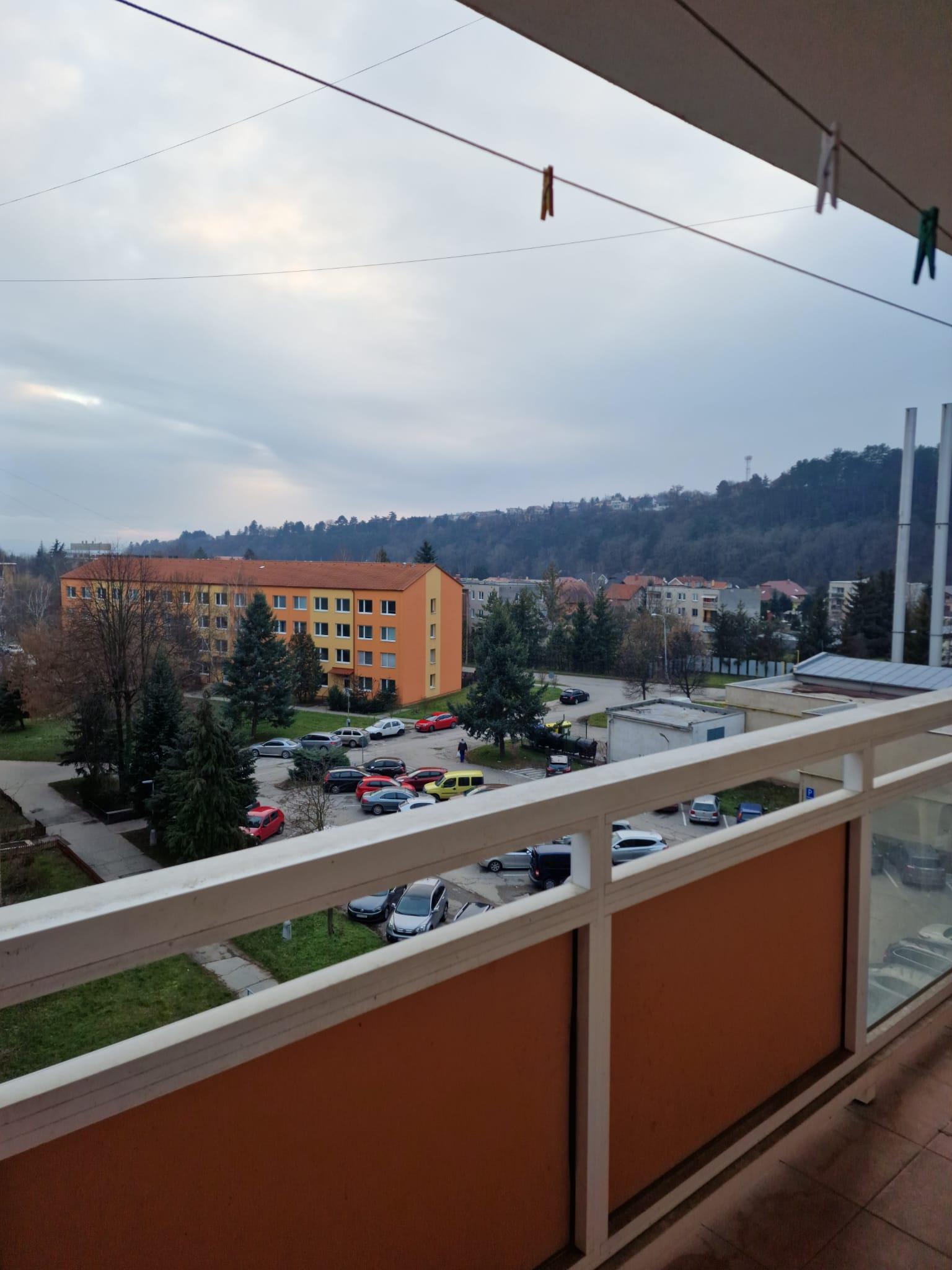 1,5 izbový byt  „pražský typ“ v Moldave nad Bodvou,  ulica Námestie Mieru